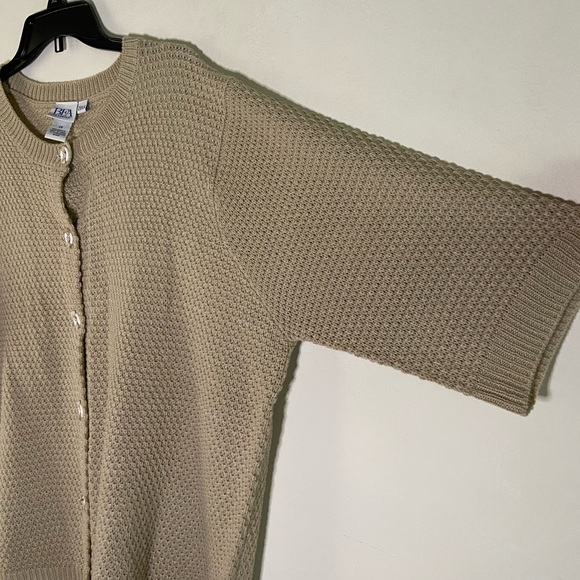 B F A Classics Button up Sweater - Picture 6 of 7
